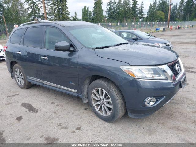  Salvage Nissan Pathfinder