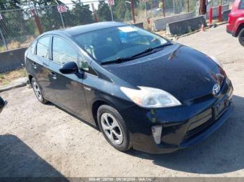  Salvage Toyota Prius