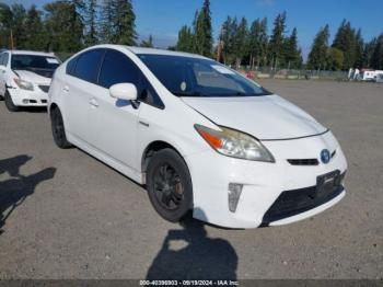  Salvage Toyota Prius