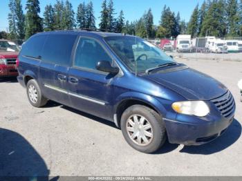  Salvage Chrysler Town & Country