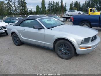  Salvage Ford Mustang