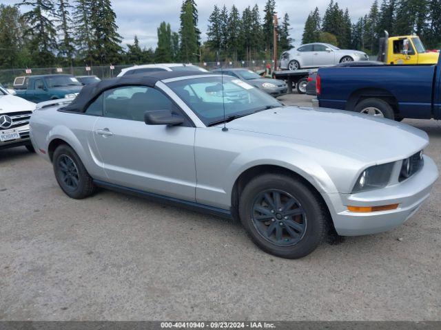  Salvage Ford Mustang