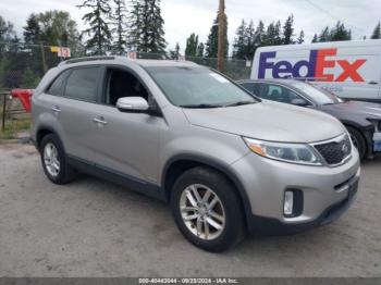  Salvage Kia Sorento