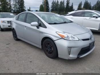  Salvage Toyota Prius