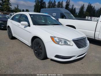  Salvage Chrysler 200