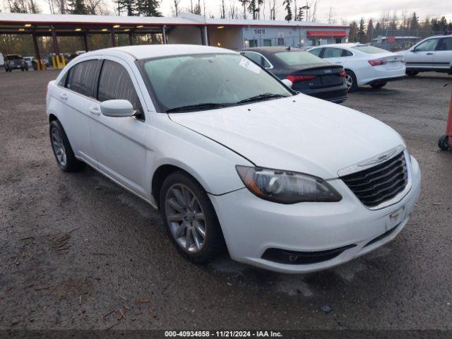  Salvage Chrysler 200