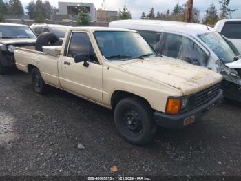  Salvage Toyota Pickup