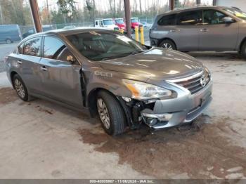  Salvage Nissan Altima