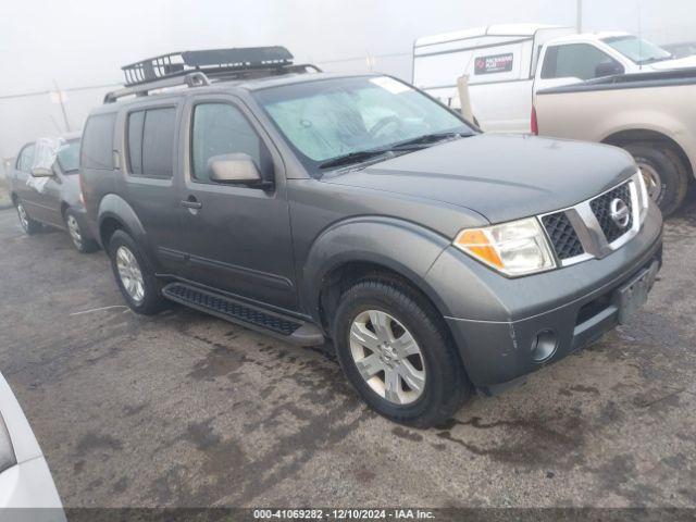  Salvage Nissan Pathfinder