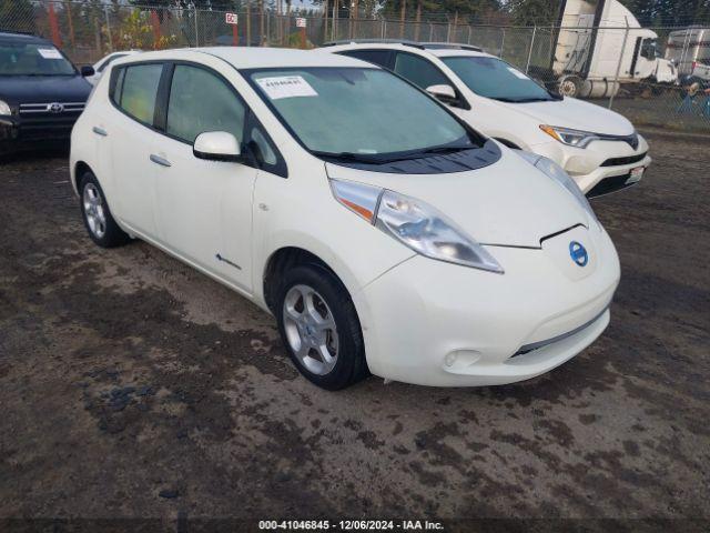  Salvage Nissan LEAF