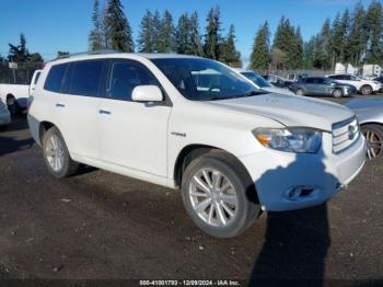  Salvage Toyota Highlander