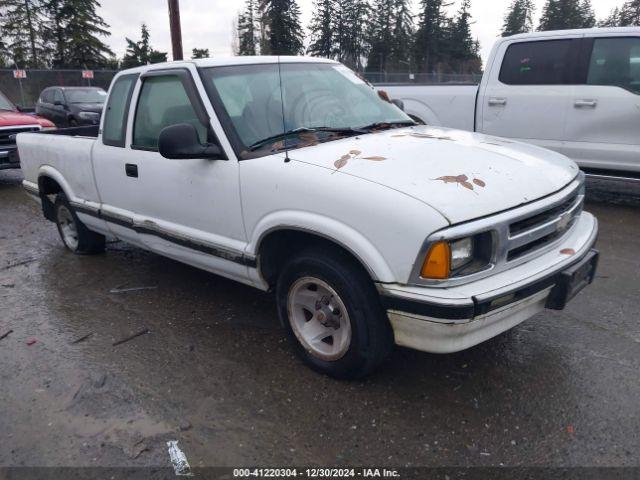  Salvage Chevrolet S-10