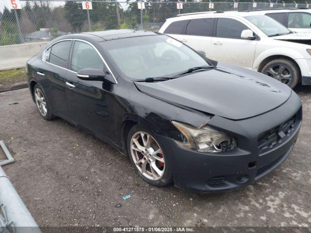  Salvage Nissan Maxima