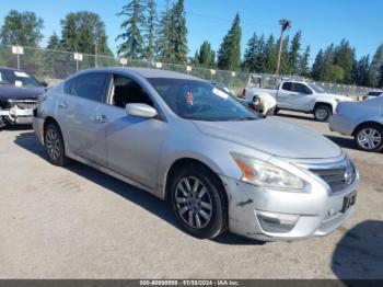  Salvage Nissan Altima