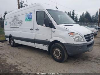  Salvage Mercedes-Benz Sprinter 2500