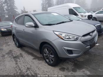  Salvage Hyundai TUCSON