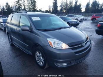  Salvage Toyota Sienna