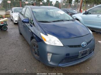  Salvage Toyota Prius