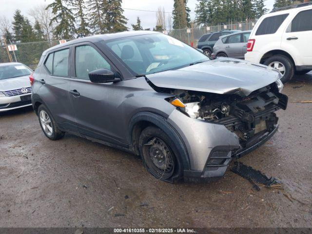  Salvage Nissan Kicks