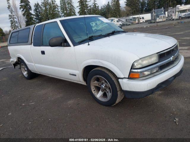  Salvage Chevrolet S-10