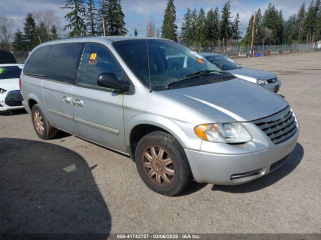  Salvage Chrysler Town & Country