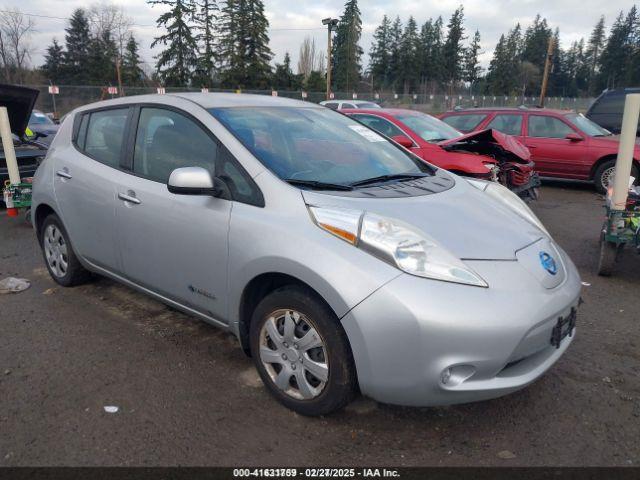  Salvage Nissan LEAF