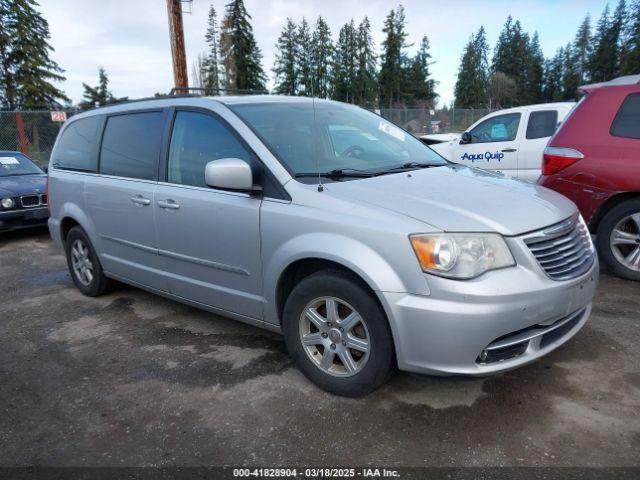  Salvage Chrysler Town & Country