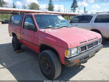  Salvage Nissan D21