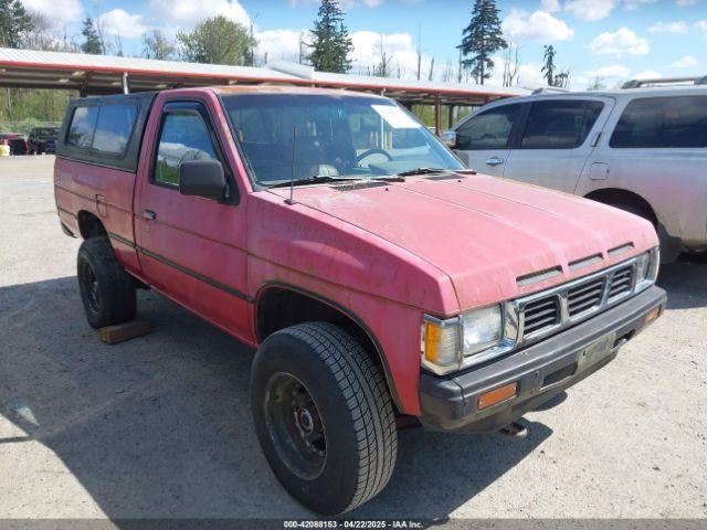  Salvage Nissan D21