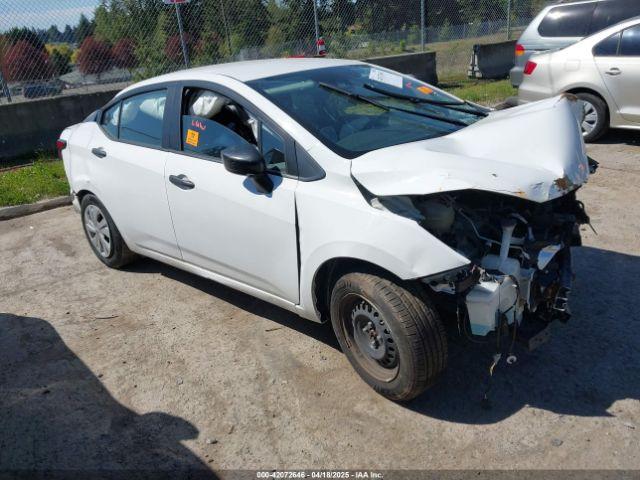  Salvage Nissan Versa