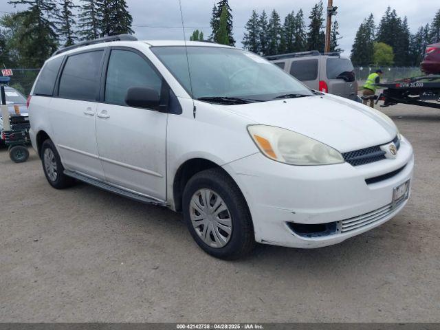  Salvage Toyota Sienna