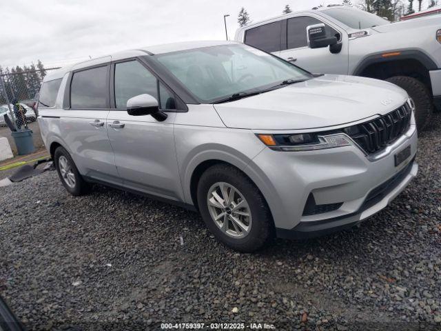  Salvage Kia Carnival