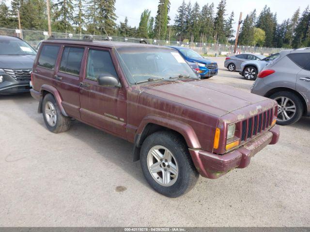  Salvage Jeep Cherokee