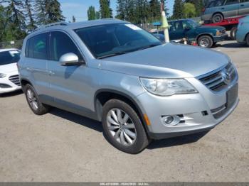  Salvage Volkswagen Tiguan