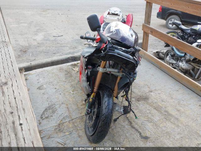  Salvage Suzuki Gsx1300