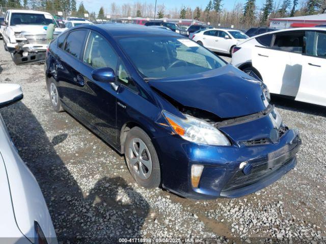  Salvage Toyota Prius