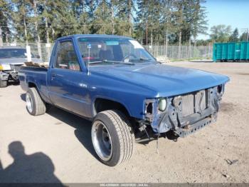  Salvage Toyota Pickup