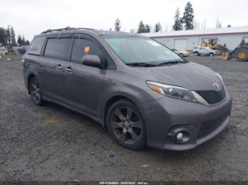  Salvage Toyota Sienna