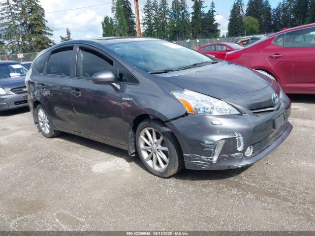  Salvage Toyota Prius v