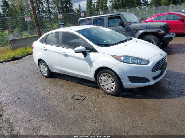  Salvage Ford Fiesta