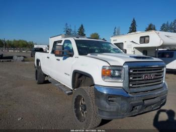  Salvage General Motors Sierra 3500HD