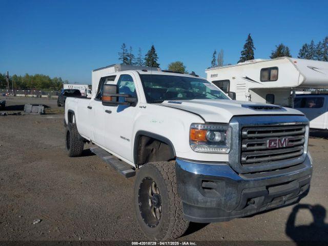  Salvage General Motors Sierra 3500HD