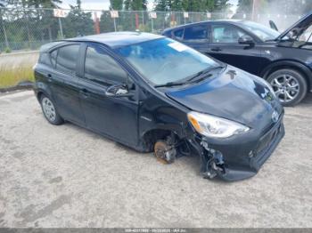  Salvage Toyota Prius c