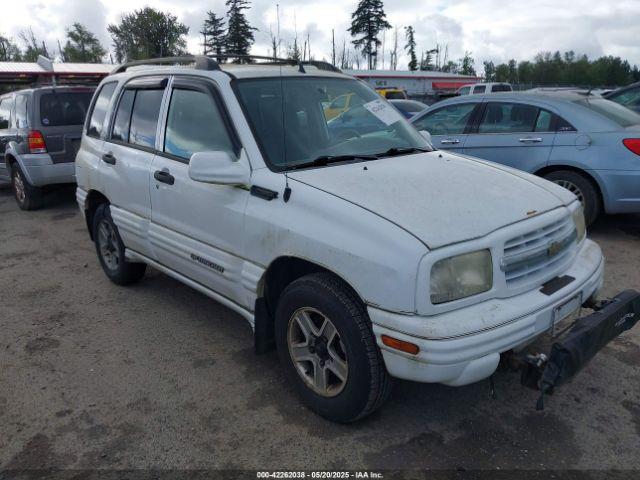  Salvage Chevrolet Tracker