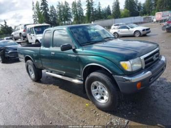  Salvage Toyota Tacoma