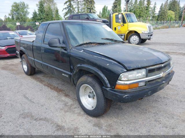  Salvage Chevrolet S-10