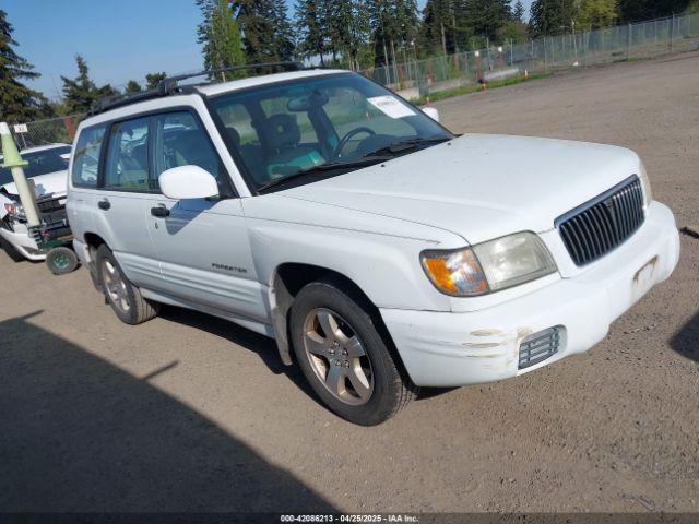  Salvage Subaru Forester
