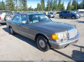  Salvage Mercedes-Benz 300