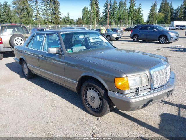  Salvage Mercedes-Benz 300