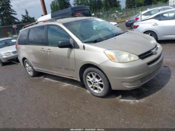  Salvage Toyota Sienna